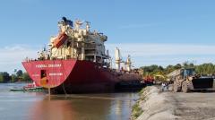 Federal Saguenay, docking, September 26, 2006